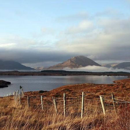 The Western Way Oughterard Bagian luar foto